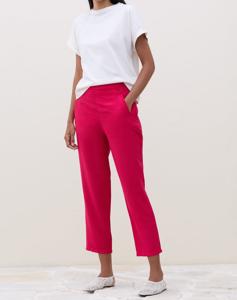 Calça Slim com Bolso - Cereja